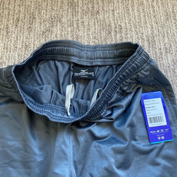 New Men's Small Mizuno Comp Training 10" Athletic Gym Shorts Gray - Picture 2 of 3